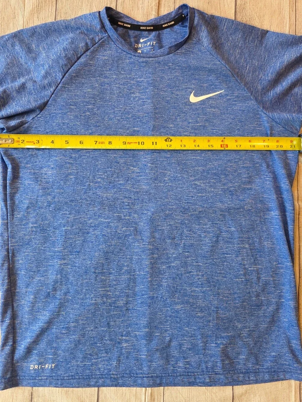 Nike Swim Crewneck Short Sleeve Shirt Mens Medium DriFit UPF 40+ Blue Fitted